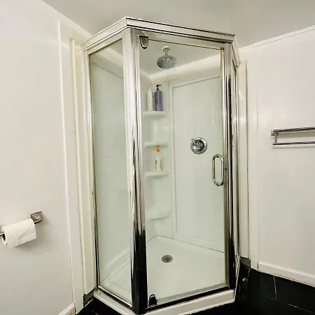 Campu'S Basement Studio W/ Private Entrance Cherry Hill Exterior photo