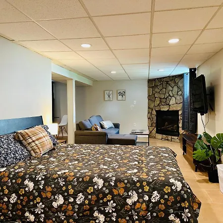Campu'S Basement Studio W/ Private Entrance Cherry Hill Exterior photo