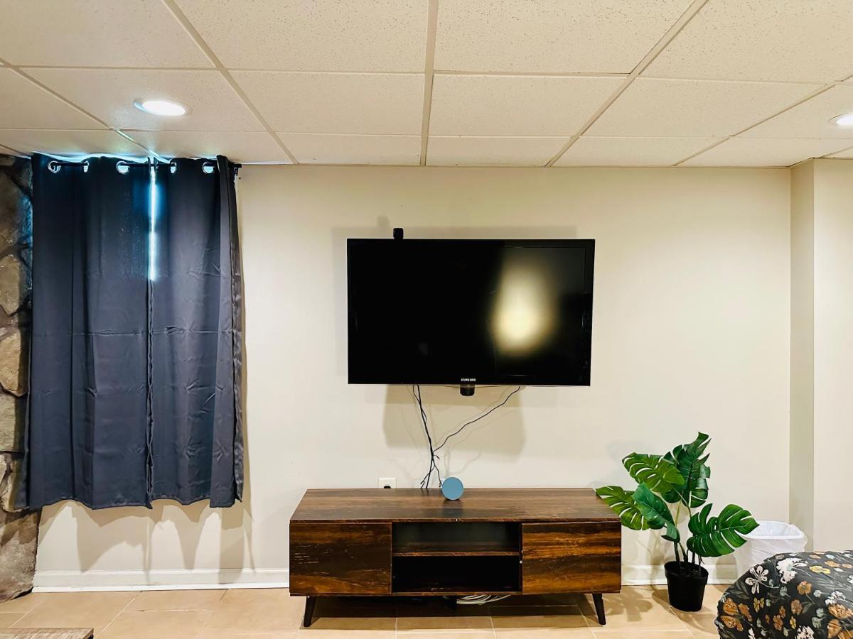 Appartement Campu's Basement W/ Private Entrance